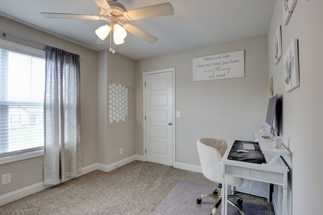 1088 Fuji Ln, Clarksville, TN 37040