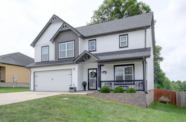 1088 Fuji Ln, Clarksville, TN 37040