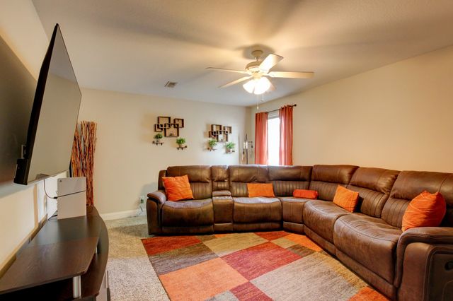 1088 Fuji Ln, Clarksville, TN 37040