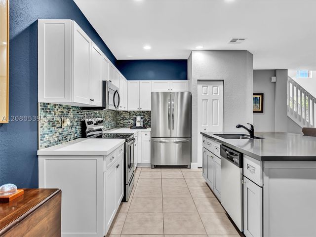 5133 Heron Pl, Coconut Creek, FL 33073