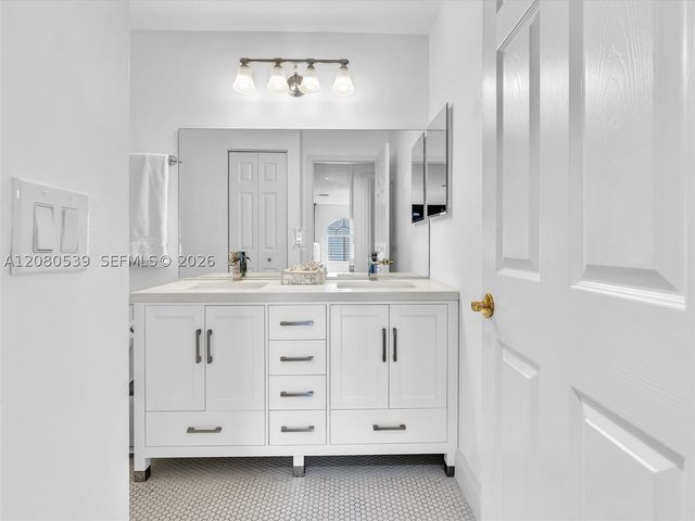 5133 Heron Pl, Coconut Creek, FL 33073