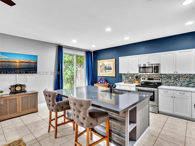 5133 Heron Pl, Coconut Creek, FL 33073