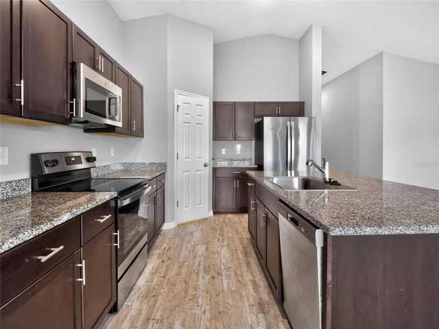 5936 SLATE ROCK DRIVE, Lakeland, FL 33811