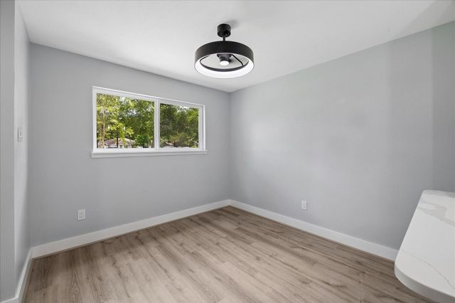 17 Oldstream Court, The Woodlands, TX 77381