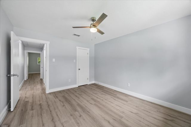 17 Oldstream Court, The Woodlands, TX 77381