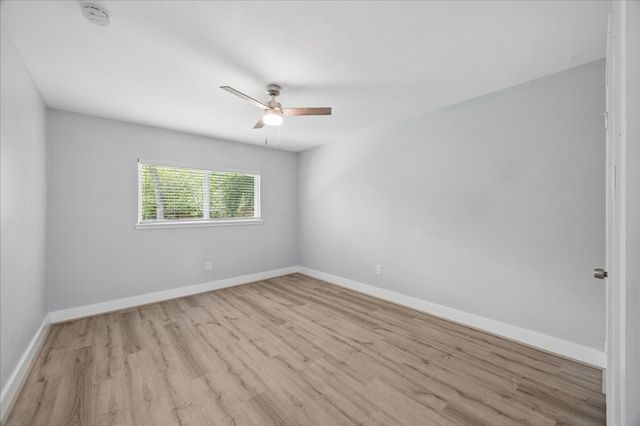 17 Oldstream Court, The Woodlands, TX 77381