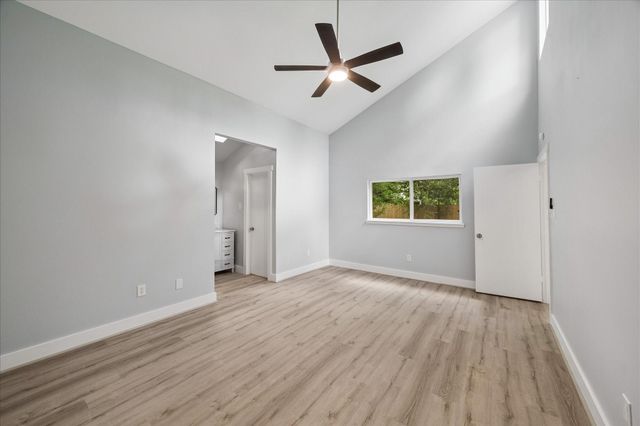 17 Oldstream Court, The Woodlands, TX 77381