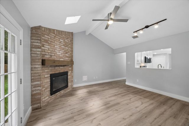17 Oldstream Court, The Woodlands, TX 77381