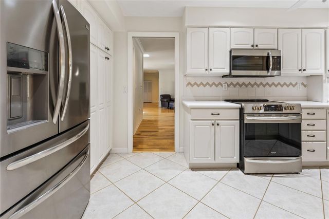 4714 ELDER BERRY DRIVE, Sarasota, FL 34241