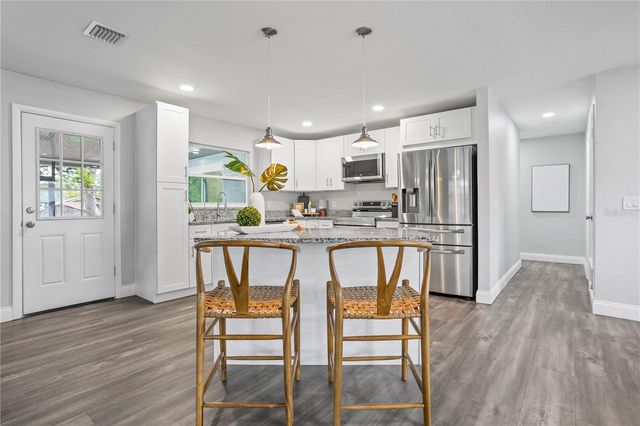 516 OAKWOOD COURT, Altamonte Springs, FL 32714