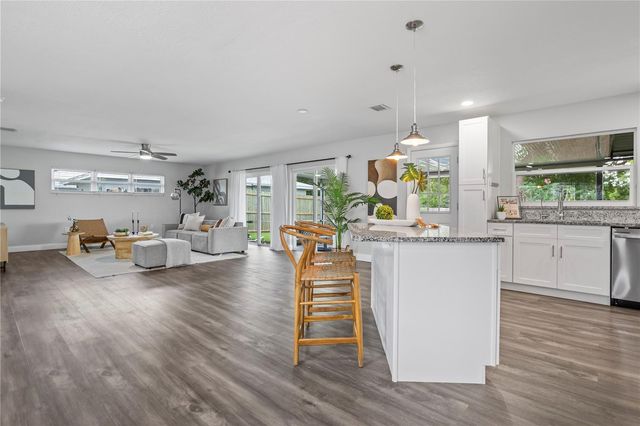 516 OAKWOOD COURT, Altamonte Springs, FL 32714