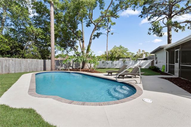 516 OAKWOOD COURT, Altamonte Springs, FL 32714