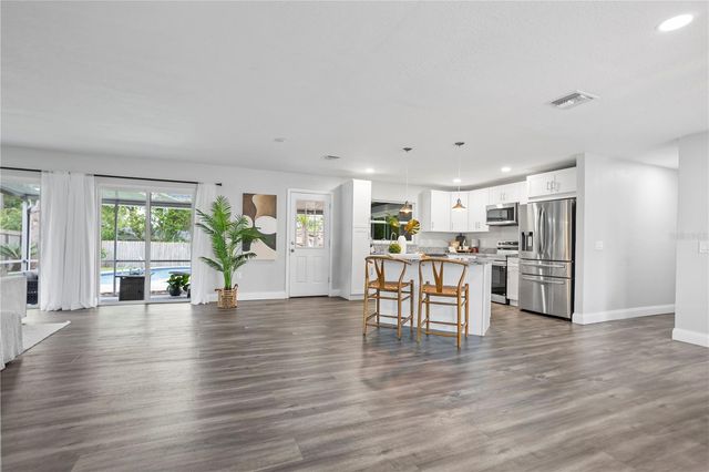 516 OAKWOOD COURT, Altamonte Springs, FL 32714