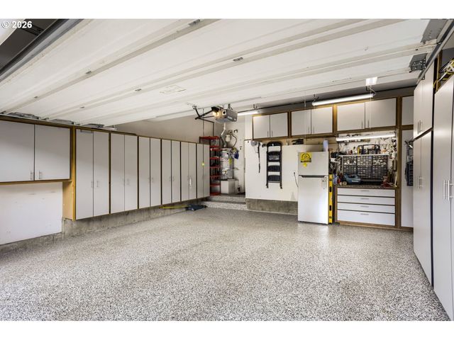 1817 Ne 63RD Ave, Hillsboro, OR 97124