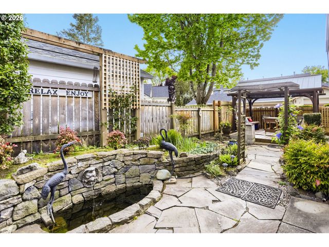 1817 Ne 63RD Ave, Hillsboro, OR 97124