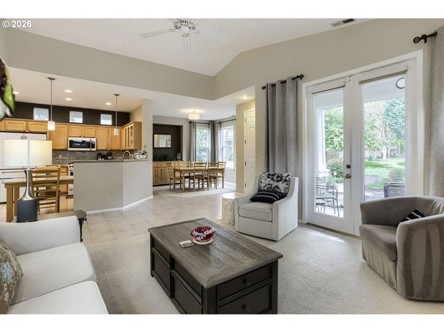 1817 Ne 63RD Ave, Hillsboro, OR 97124