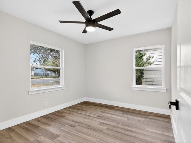 2236 Winthrop Drive, Dallas, TX 75228