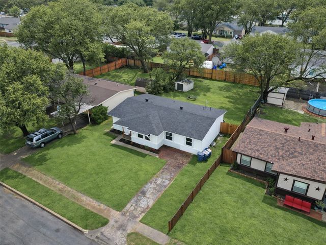 2236 Winthrop Drive, Dallas, TX 75228