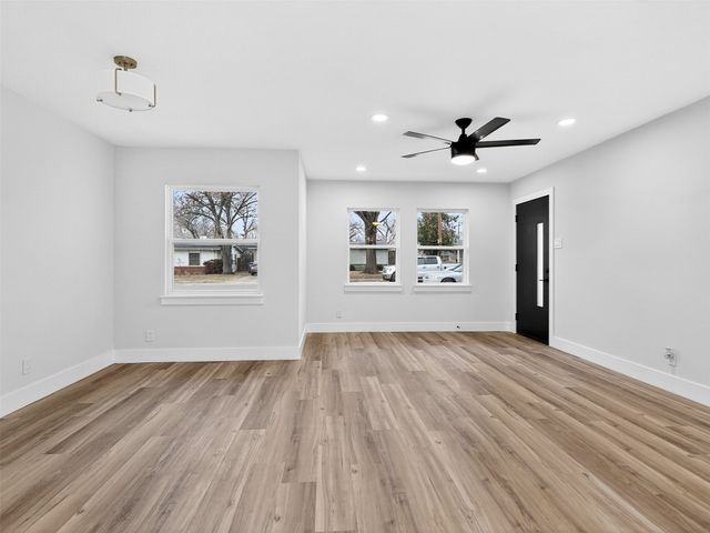 2236 Winthrop Drive, Dallas, TX 75228