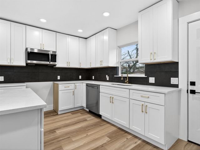 2236 Winthrop Drive, Dallas, TX 75228