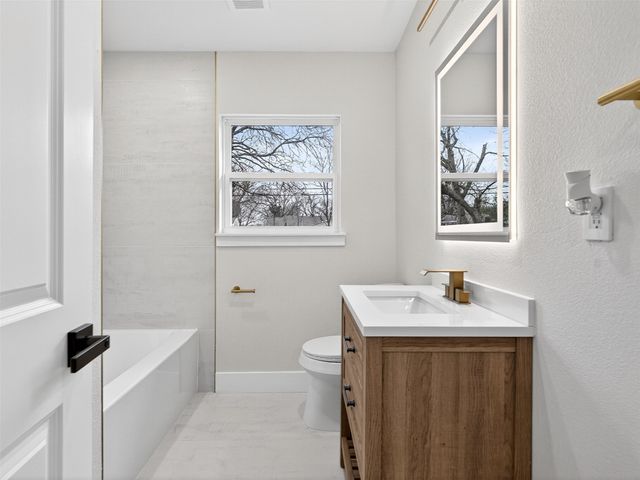 2236 Winthrop Drive, Dallas, TX 75228