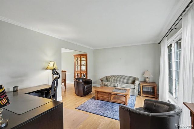 1692 Ridgecrest, Rochester Hills, MI 48306