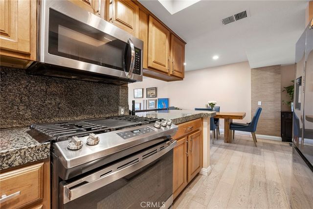 380 W Wilson St C102, Costa Mesa, CA 92627