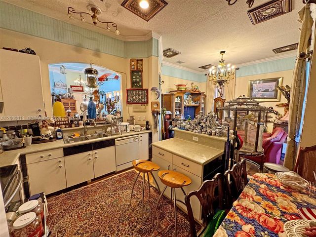 3457 NE 2nd St, Homestead, FL 33033
