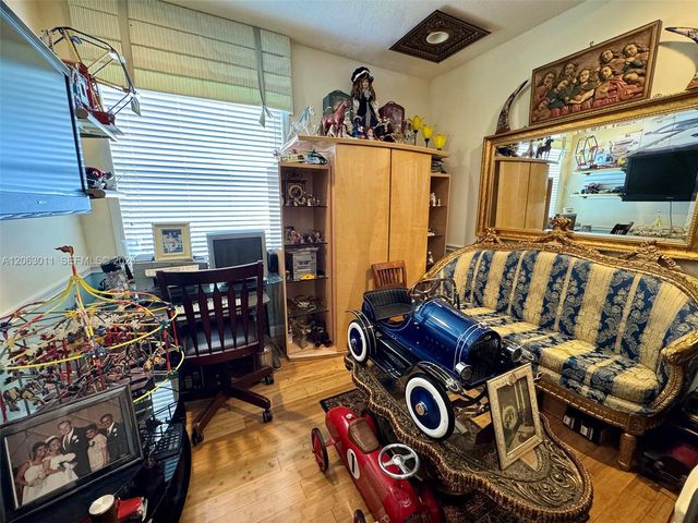 3457 NE 2nd St, Homestead, FL 33033