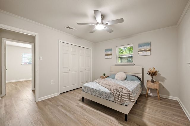 6517 Jameson Street, Richland Hills, TX 76118
