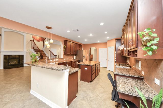 3003 Birch Landing Court, Pearland, TX 77584