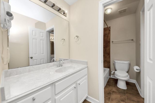 3003 Birch Landing Court, Pearland, TX 77584