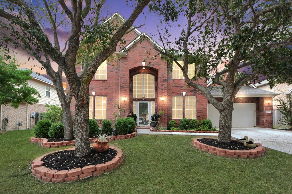 3003 Birch Landing Court, Pearland, TX 77584