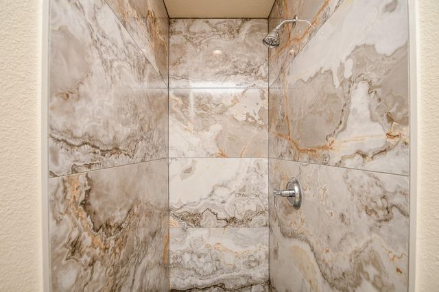 3127 Barkers Crossing Avenue, Houston, TX 77084