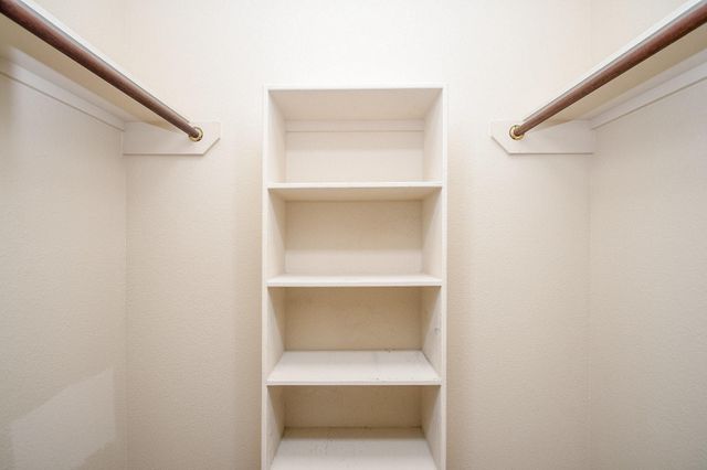 3127 Barkers Crossing Avenue, Houston, TX 77084