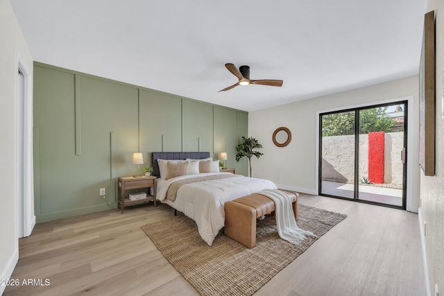 1016 E CHARLESTON Avenue, Phoenix, AZ 85022