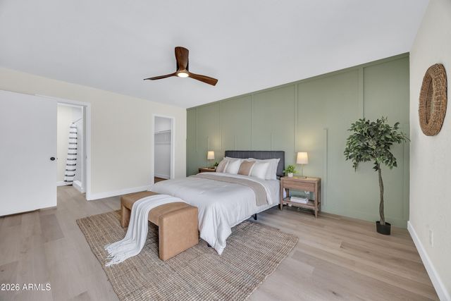 1016 E CHARLESTON Avenue, Phoenix, AZ 85022