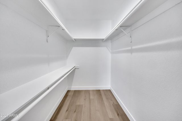 1016 E CHARLESTON Avenue, Phoenix, AZ 85022