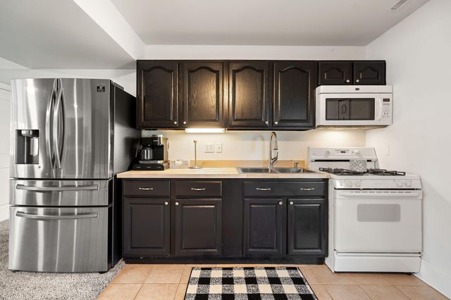 9280 Monix Drive, St. John, IN 46373