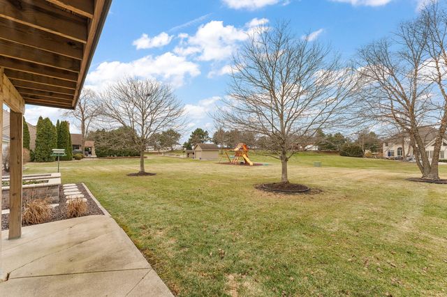 9280 Monix Drive, St. John, IN 46373