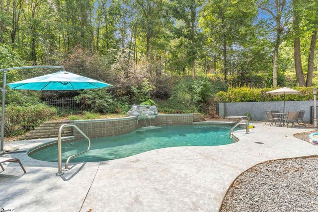 207 Devonhurst Drive, Seneca, SC 28678