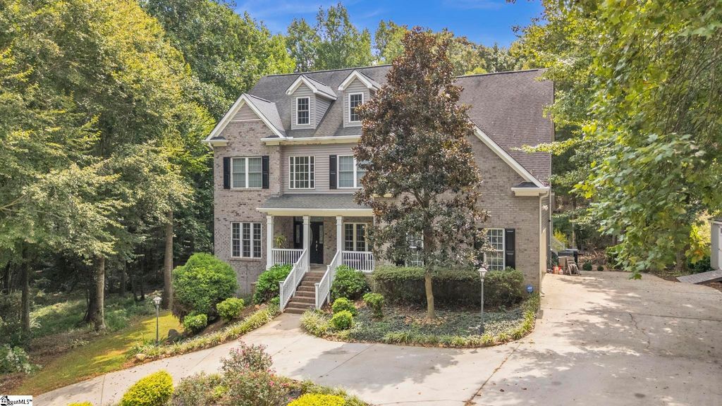 207 Devonhurst Drive, Seneca, SC 28678