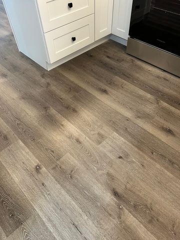 15 S Albany Avenue, Chicago, IL 60612