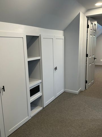 15 S Albany Avenue, Chicago, IL 60612