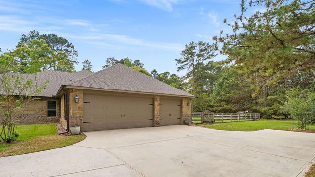 29339 Village Ridge Court, Magnolia, TX 77355