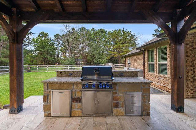 29339 Village Ridge Court, Magnolia, TX 77355