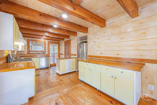 48248 Chastang Lake Road, Bay Minette, AL 36507