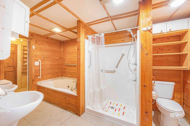 48248 Chastang Lake Road, Bay Minette, AL 36507