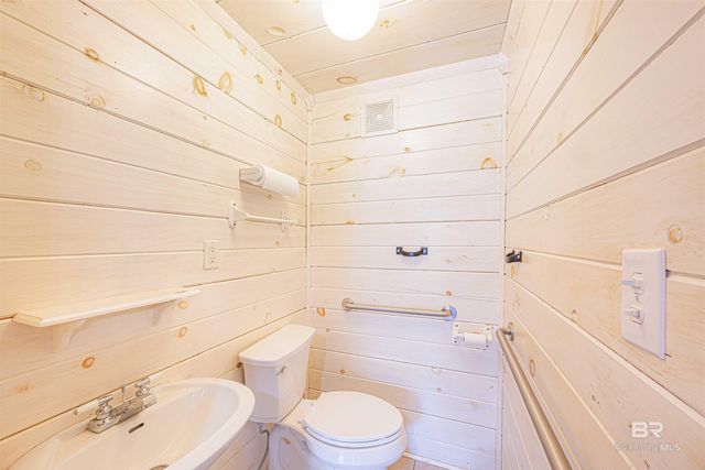 48248 Chastang Lake Road, Bay Minette, AL 36507