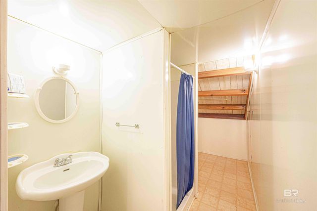 48248 Chastang Lake Road, Bay Minette, AL 36507